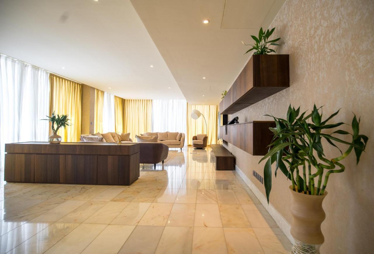 Bel Air Crest Hotel Accra Exterior foto
